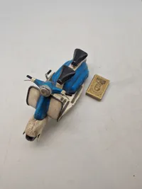 Model motorcykel
