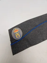 Skråhuer og bælte fra det danske forsvar