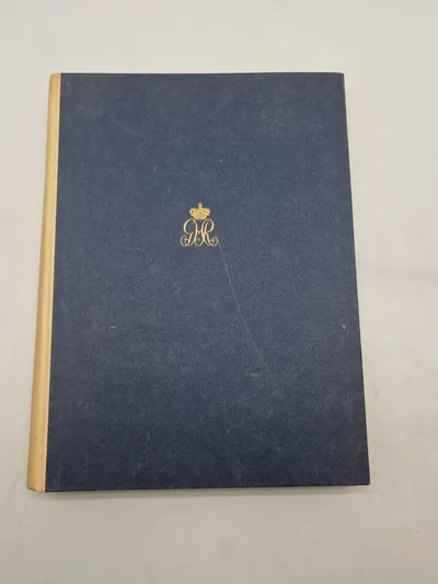 GARDEHUSAR REGIMENTET
GENNEM ÅR