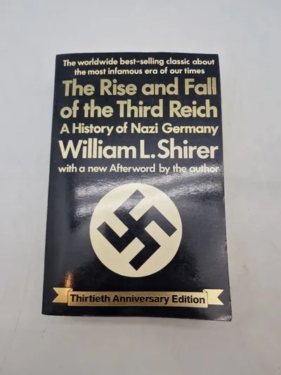 the most infamous era of our times
The Rise and Fall of the Third Reich
A History of Nazi Germany
William L. Shirer with a new Afterword by the author