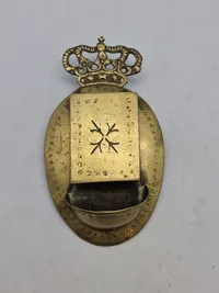 Tændstiksæske holder med krone