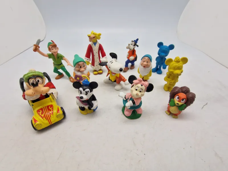 Samling diverse figurer