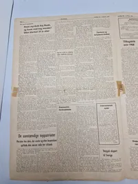 To stk originale eks af avisen “Revision” som var kendt for at hjælpe tidligere frikorps folk