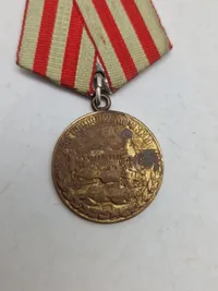 Original The Medal "For the Defence of Moscow" (Russian: Медаль «За оборону Москвы»)