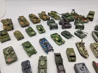 Samling militært legetøj