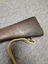 Samling originale Lee Enfield resvervedele (gevær 53/17)