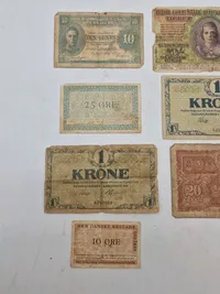 Samling diverse pengesedler