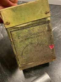 Sjældent originalt lot med sjælden tysk papæske til signalpatroner og tomt hylster