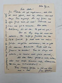 Originalt lot på falden tysk soldat, bl.a. med solbuch og urkunde