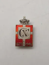 Originalt Georg Jensen kongemærke, sølv og emalje med original æske
