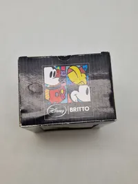 Original Disney figur med æske