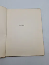 Original AARETS KAVALKADE I VISER OG VERS
1944