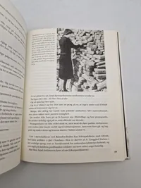Frontsvin, Forrædere og Frostknuder (Hardcover)