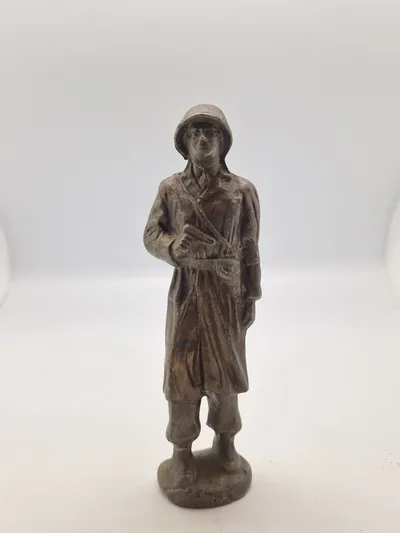 Original figur forstillende dansk modstandsmand