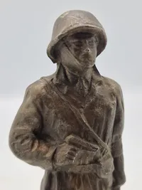 Original figur forstillende dansk modstandsmand