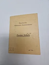 Sjældne originale WW2 passér tilladelser til flyvestation Værløse