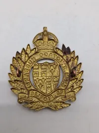 Originalt WW2 hat badge of the 5th Mounted Rifles (Otago Hussars)