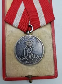 Original Kong Christian X sølvmedalje - for god tjeneste ved Hæren