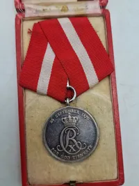 Original Kong Christian X sølvmedalje - for god tjeneste ved Hæren