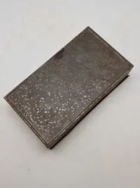 Original metalæske med motiv af Kong Christian X