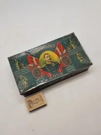 Original metalæske med motiv af Kong Christian X