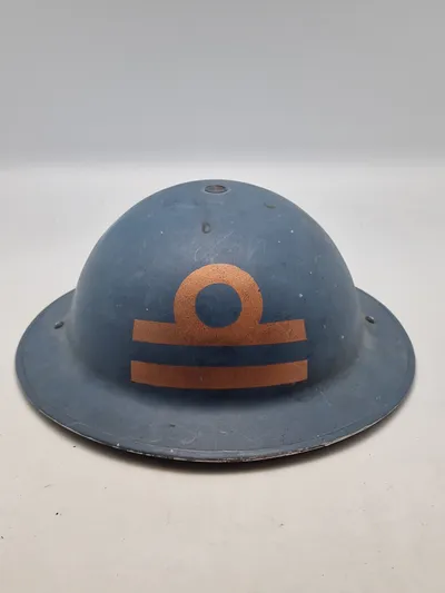 Original ww2 Royal Navy hjelm