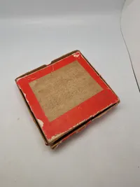 Original æske til “Monty Biscuits” - sjælden