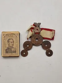 Originalt smykke lavet under ww2 af mønter