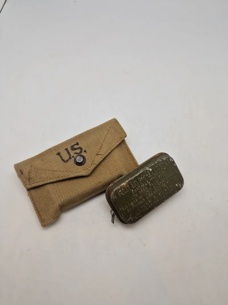 Originalt US ww2 first aid lot