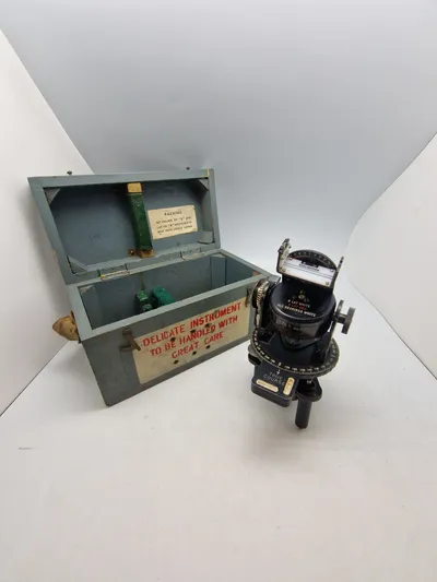 Originalt Royal Air Force WWII RAF Bomber Aircraft Canadian ASTRO MK II Compass