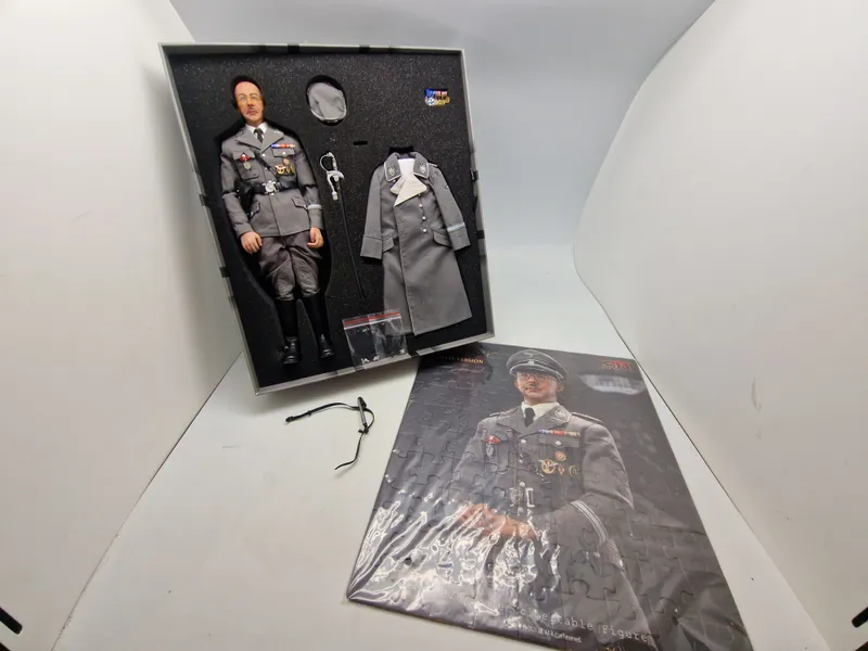 Veludført og komplet Heinrich Himmler dukke med æske - sjælden