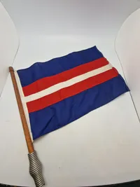 Originalt flag brugt på busser mm ifbm fejringen af befrielsen