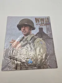 WW2 GI dukke komplet med æske