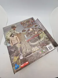 WW2 GI dukke komplet med æske