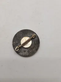 Originalt DAP badge -  RZM M1/105 - Hermann Aurich, Dresden.