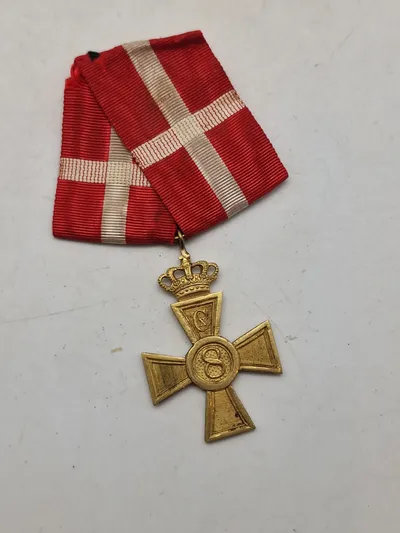 Original Dansk  Medalje 8 År i hæren
