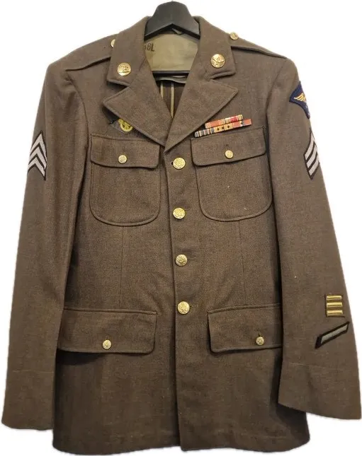 Original amerikansk udgangsuniform WW2 US Army Airforce 1942 dateret