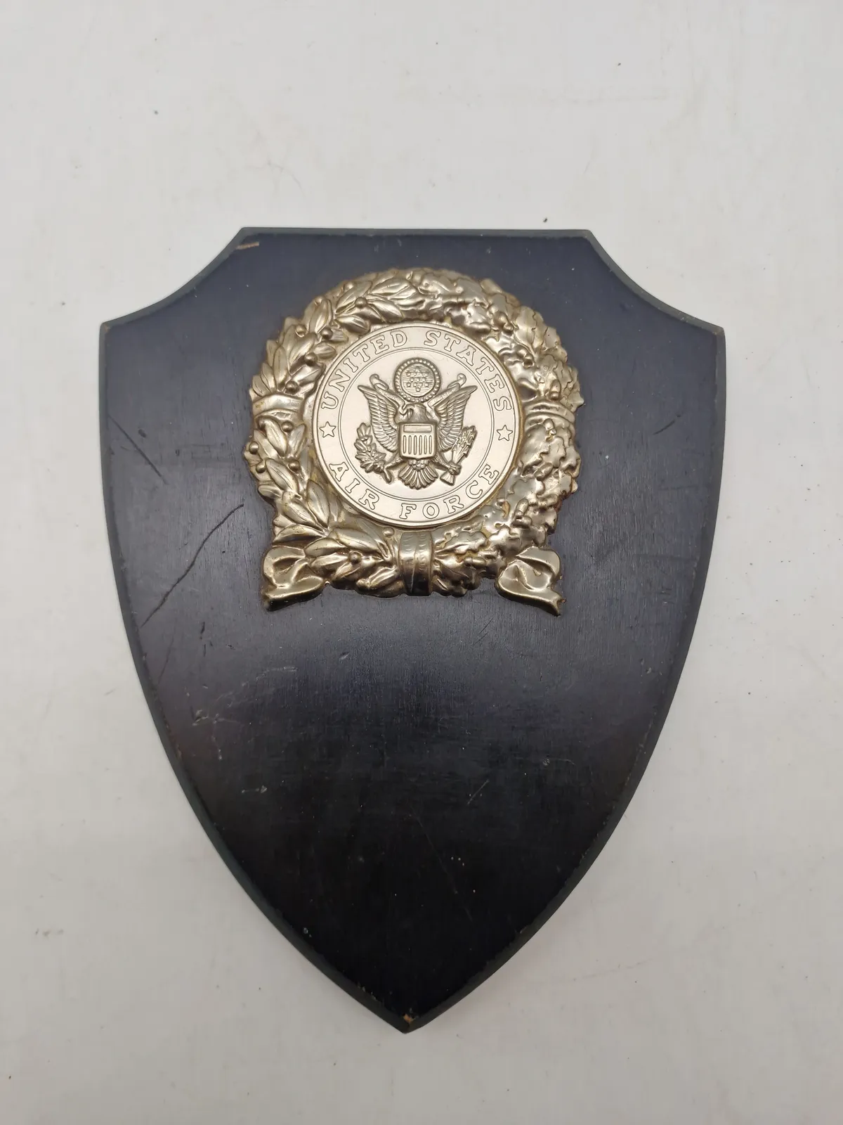 Originalt militært vægskjold