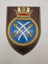 Originalt militært vægskjold