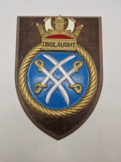 Originalt militært vægskjold