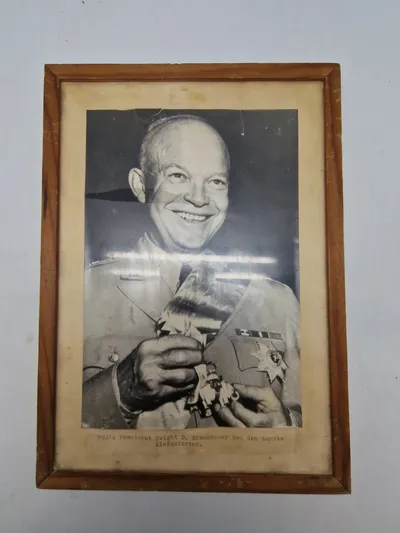 Originalt foto af Eisenhower med den danske elefantorden