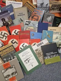 Kæmpe lot bøger om WW2 skal hentes i Vordingborg, kan evt. Leveres på en messe