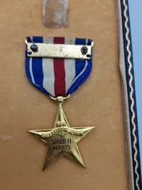 Sjældent originalt ww2 silverstar med æske, navngiven (faldet) Ward H Maris Jr 1918-1946