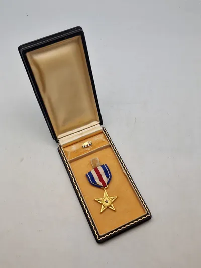 Sjældent originalt ww2 silverstar med æske, navngiven (faldet) Ward H Maris Jr 1918-1946