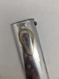 Original tysk K98 bajonet, forkromet og anvendt som logegave (skede graveret)