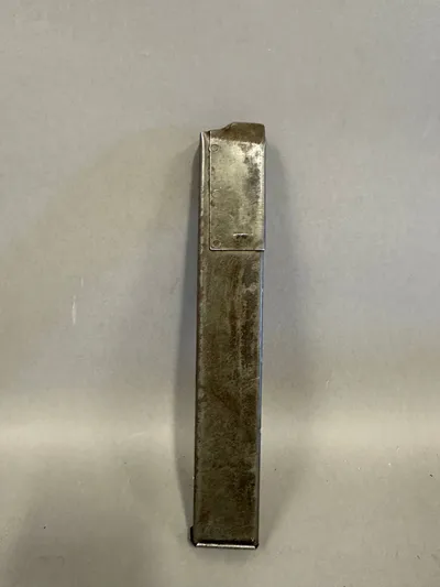 Originalt nedkastet magasin til Stengun