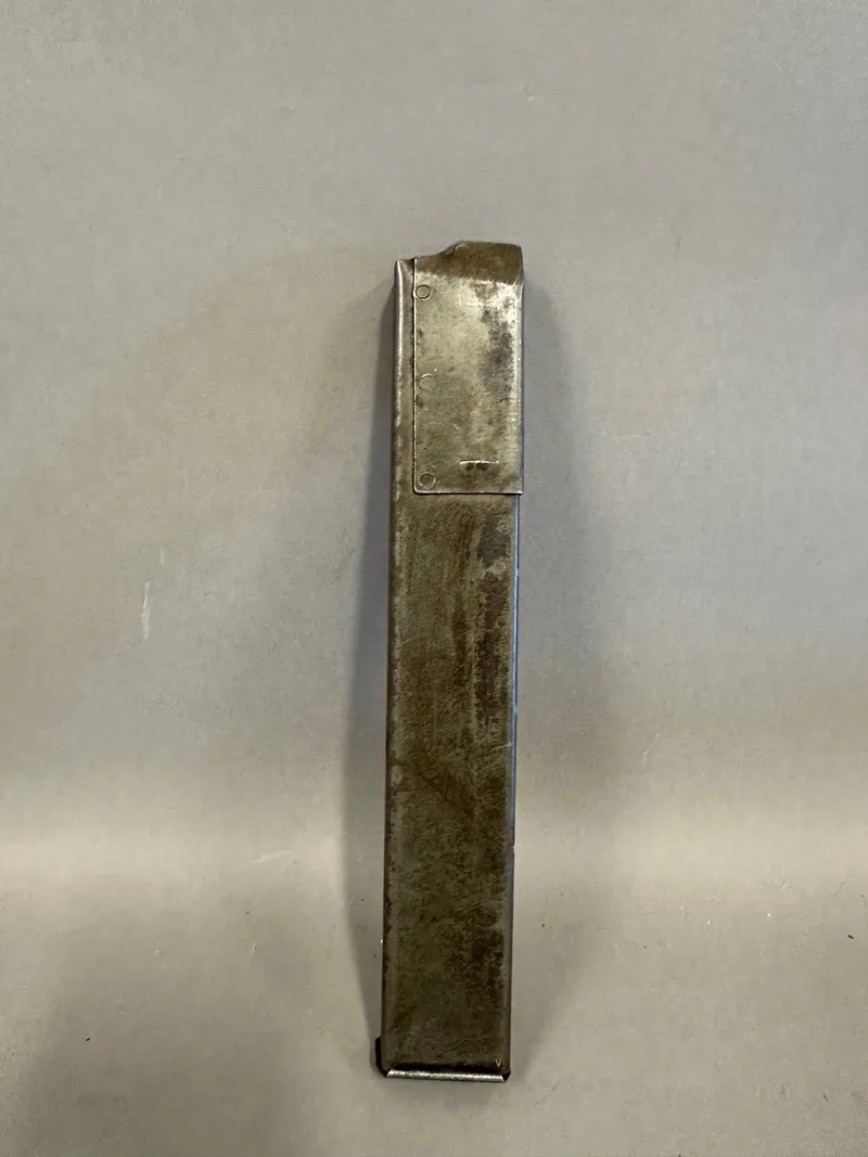 Originalt nedkastet magasin til Stengun