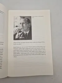 MED VINGER OG VÅBEN
DE FLØJ FOR ROYAL AIR FORCE DANSKE PILOTER UNDER ANDEN VERDENSKRIG