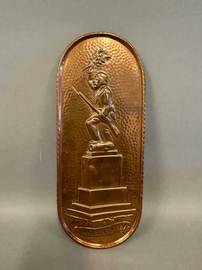 Originalt relief - den tapre landsoldat