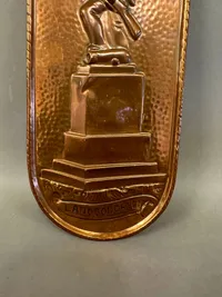 Originalt relief - den tapre landsoldat